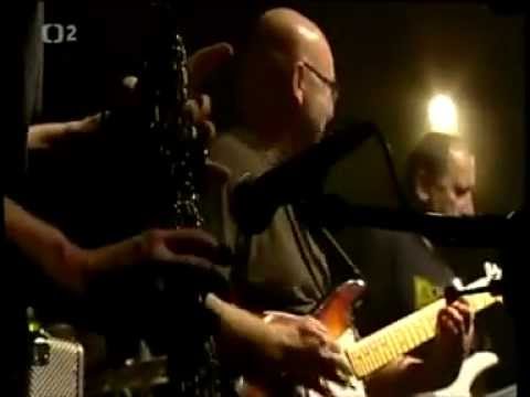 Buty - Tisíc korun (Live)