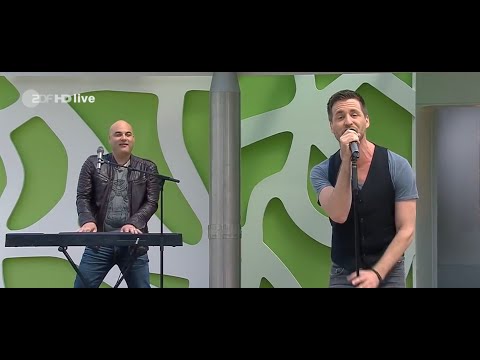 Alexander Klaws am 22.05.2016 im  ZDF Fernsehgarten mit dem Song  "Nur Liebe"