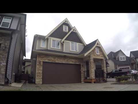 7677 210 Street, Langley, BC