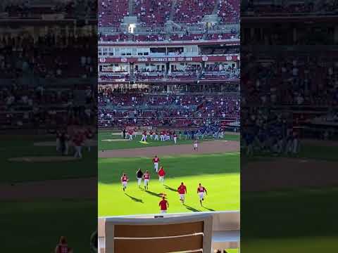 Reds Vs. Cubs Fight!!!! Amir Garrett Vs. Javier Baez May 1st 2021