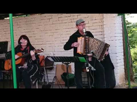 Bety, Nina a batik boys - Běleč22 1