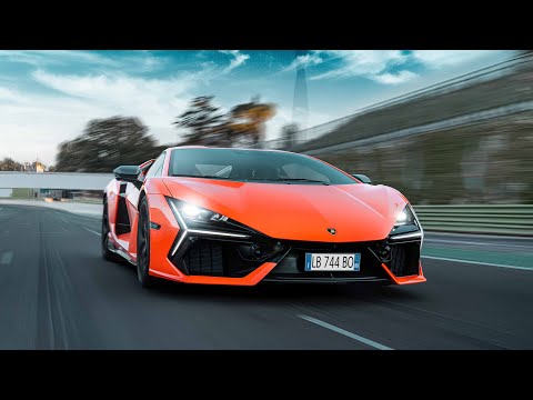 Lamborghini Revuelto: track testing by factory driver Andrea Caldarelli