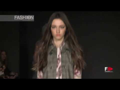 DAKS Fall Winter 2017 London by Fashion Channel