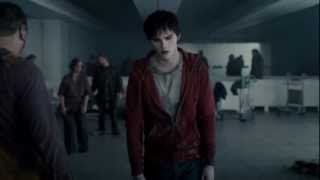 Warm Bodies: First 4 Minutes