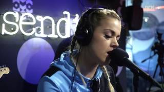 Julie Bergan - Blackout (Acoustic) - Christine Live P3