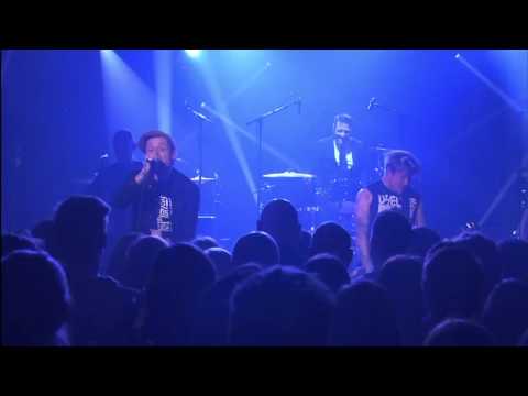 DONOTS feat. Bela B (Die Ärzte) + Vom (Die Toten Hosen) + Flo (Sportfreunde Stiller)