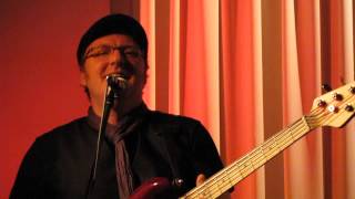 Song And Dance Brigade (Fischer Z)  - Stefan Pelzer-Florack: 30 Jahre Bass & Bühne