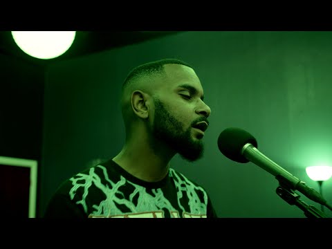 Chris Savage - "Superstar" (Live Recording)