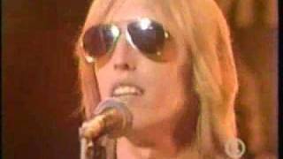 Tom Petty and The Heartbreakers - Listen to Her Heart