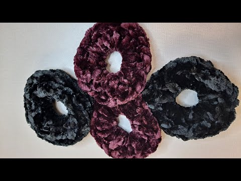 How to Make Easy Crochet Velvet Scrunchies Tutorial
