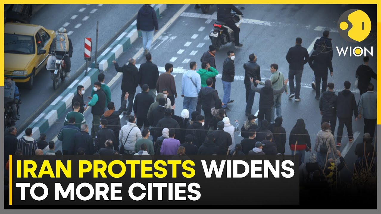 Iran Protests Spread Nationwide, Statues Torched Amid Tear Gas Clashes | WION