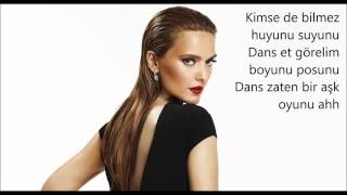 Demet Akalın - Çalkala (Şarkı Sözleri - Lyrics)