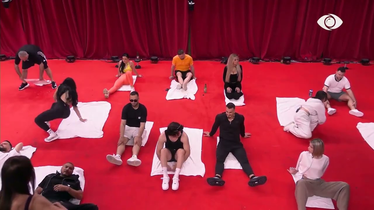 Banorët vijojnë me ushtrimet e radhës