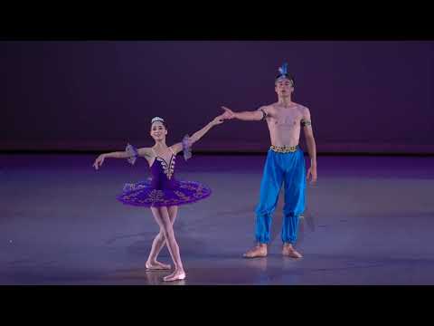 Bayer  Ballet Academy  Summer Intensive 2019 Show Case. Pas  de Duex from Le Corsare.