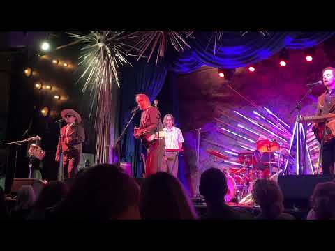 "One Lie for Me, One for You" Chuck Prophet & His Cumbia Shoes @ Sony Hall, NYC 06-01-2025