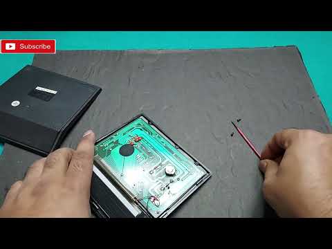 Look Inside Vintage Calculator // Vintage Calculator Repair & Battery Change // The technoboy