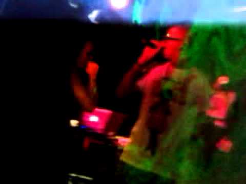 GHALI FOH STYLE : THE SCHOOL PARTY