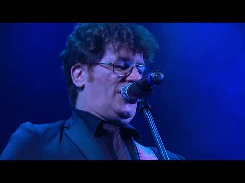 Los Twist ft Mavi Diaz - Segundo Festival Ochentoso - Igualdad Cultural - 02-11-12