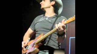 Brad Paisley - Camouflage