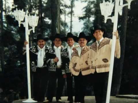 download lagu mp3 mp4 Arena Roja, download lagu Arena Roja gratis, unduh video klip Arena Roja