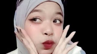 Download lagu gurau kito di labuah luruih sanak...  bantu juga sawer nya ya.. mp3