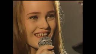 Dave Stewart Vanessa Paradis   Walk On The Wild Side Lou Reed cover