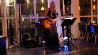 Nilla Nielsen - Head Over Heels (140913, Malmö)