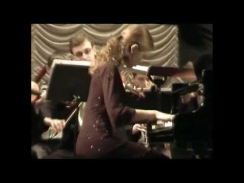 Mozart - Piano Concerto No. 20 in D minor (I. Allegro) - perf. by Olena Antonik