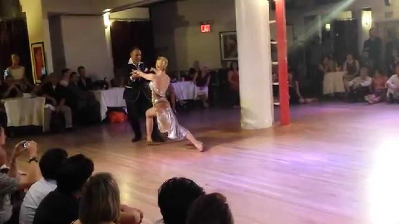 Argentine tango: Claudio Villagra & Helena Fernandez @ All Night Milonga - El Andariego