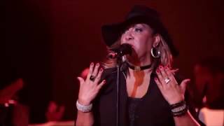 Milly Quezada - Entre Tu Cuerpo y el Mío a.k.a Sólo Contigo [Live]