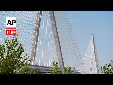 Video Thumbnail: LIVE: New bridge opens between Canada and US