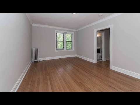 A redesigned Buena Park studio just west of Lake Shore Drive