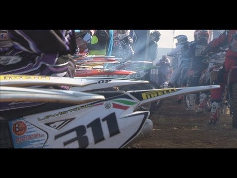 2 Stroke Motocross Action - RAW