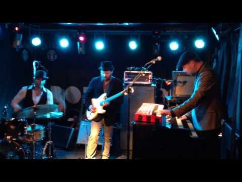 Alan Evans PlayOnBrother - They Call Me Velvet (AE3 UK Tour)