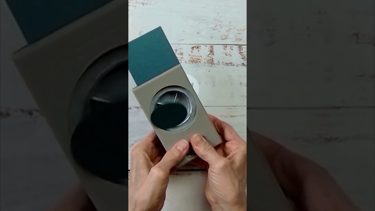 Use This Easy Card Layout With Any DSP #juliasuesstamping #cardmaking