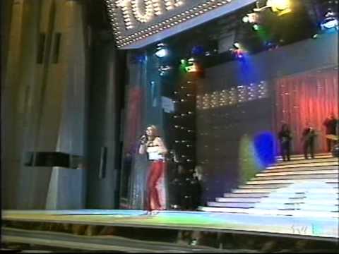 Amparo Sandino "Mi gente"