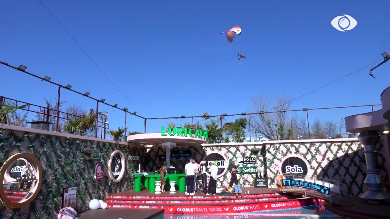 Sërish surprizë nga ajri, këtë herë për Rozanën/ Banorja emocionohet