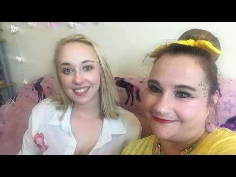 I have a special guest today 🌸💖💜🌹