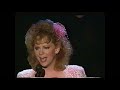 Sunday kind of love - Reba McEntire - live 1988