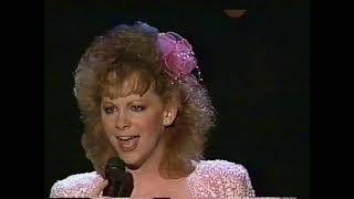 Sunday kind of love - Reba McEntire - live 1988