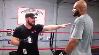 Boxing Training Lessons-How To Maximize Reach & Leverage.