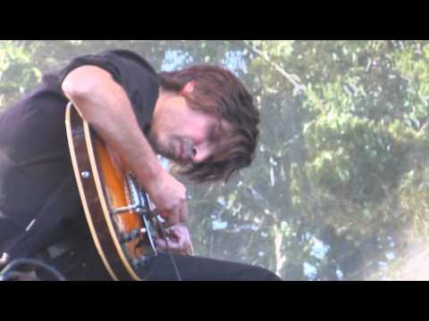 Cowboy Junkies - working on a building