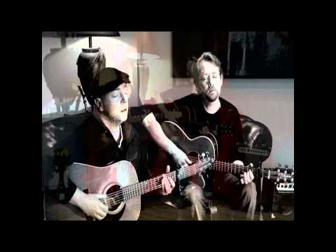 Little Hooks - Live & Unplugged 'Sunrise'