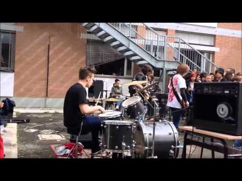 Mìgma - American Idiot (Live Liceo Fanti 10-04-'13)