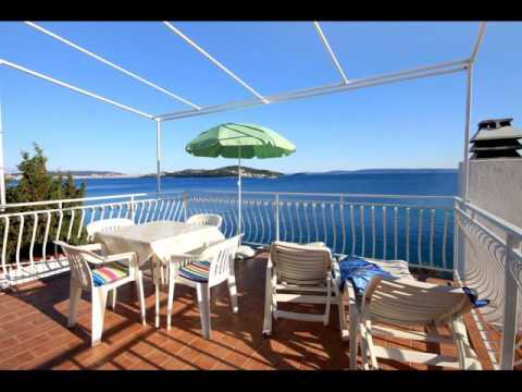 Apartment Seget Vranjica 1051d - Hotel in Seget Donji, Croatia