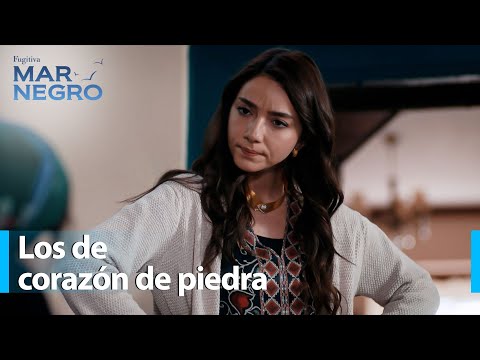 ¡Asiye dio lecciones a todos uno por uno! - Mar Negro Capítulo 28 | Fugitiva