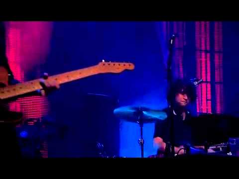 The Courteeners - Cavorting Live