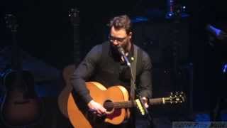 Amos Lee - Mountains Of Sorrow (Live at the Wiltern - 2-21-14)