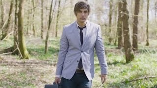 Charlie Simpson &quot;Down Down Down&quot; OFFICIAL VIDEO