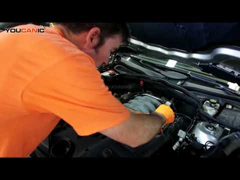Mercedes Benz SL500 Engine Air Filter Replacement